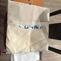 Louis Vuitton Size 9