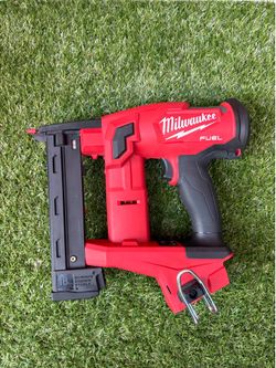 Milwaukee M18 FUEL 18-Gauge 1/4 in. Narrow Crown Stapler (Tool Only)