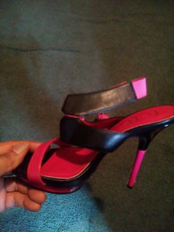 BCBG Paris