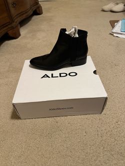 Women’s (ALDO) ankle high boots sz8.5