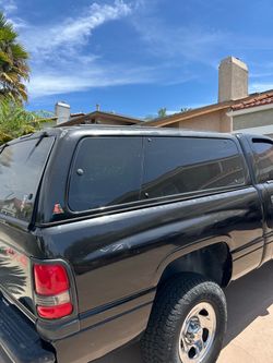 Leer Truck Shell