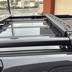 Victory, 4 X 4 Cross Bar