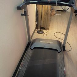 Treadmill 