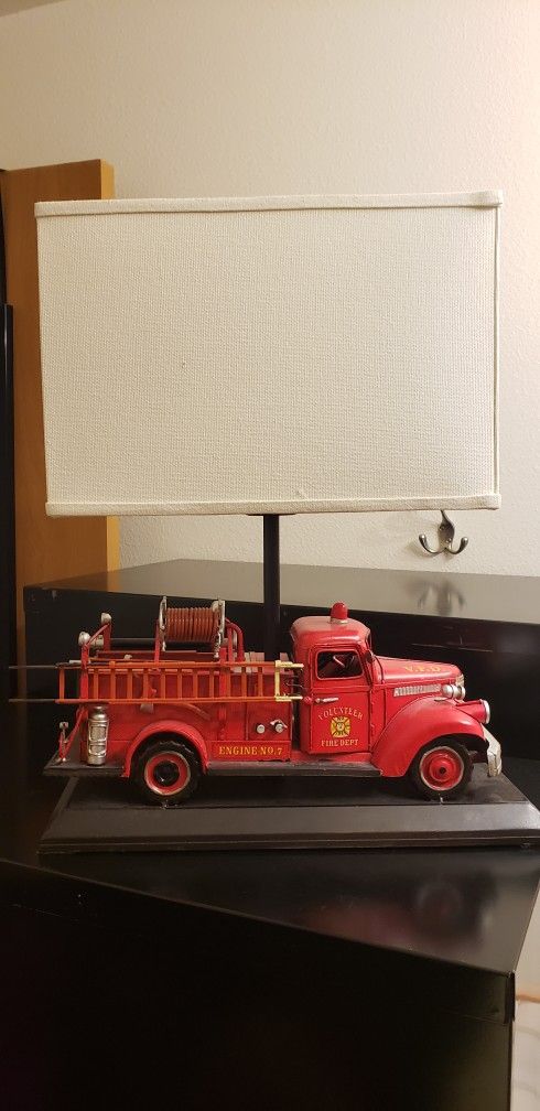 POTTERY BARN KIDS FIRETRUCK LAMP