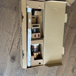 Brand New Dyson V12 Detect Slim 