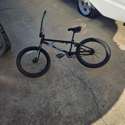  Mongoose Legend Bike 20inch 80$