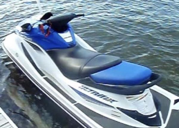 Kawasaki ultra lx wave runner