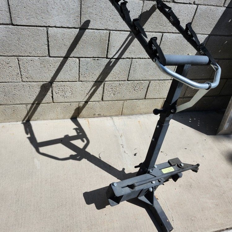 Allen 2" Hitch Bike Carrier. Heavy Duty Holds 4 Bikes. Swivel Out For Hatch Back Vehicles.