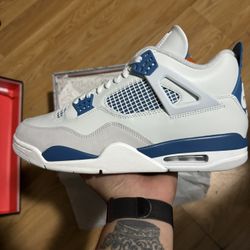 Jordan 4 Retro Military Blue