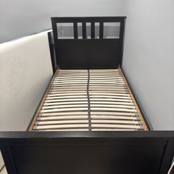 Black Twin Bed frame (like-new)