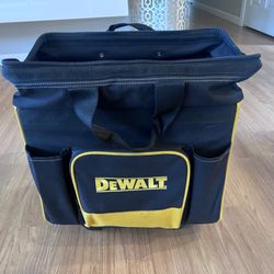 DEWALT Rolling Tote Bag