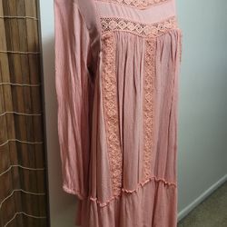 Woman's  Dress 