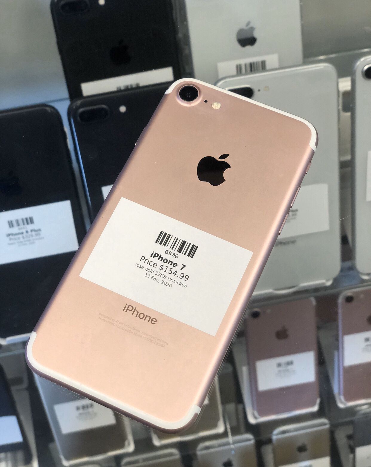 Rose Gold IPhone 7 32GB (CARRIER UNLOCKED)