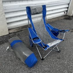 Kijaro Beach Chair with Arm Rest Cooler Pocket! Excellent condition!