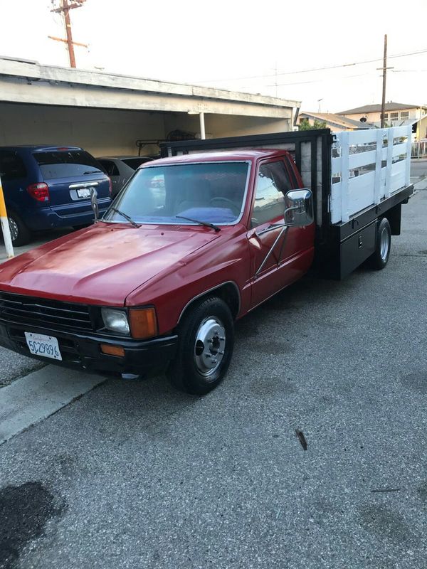 1987 Toyota flatbed dually 1 ton for Sale in Inglewood, CA - OfferUp