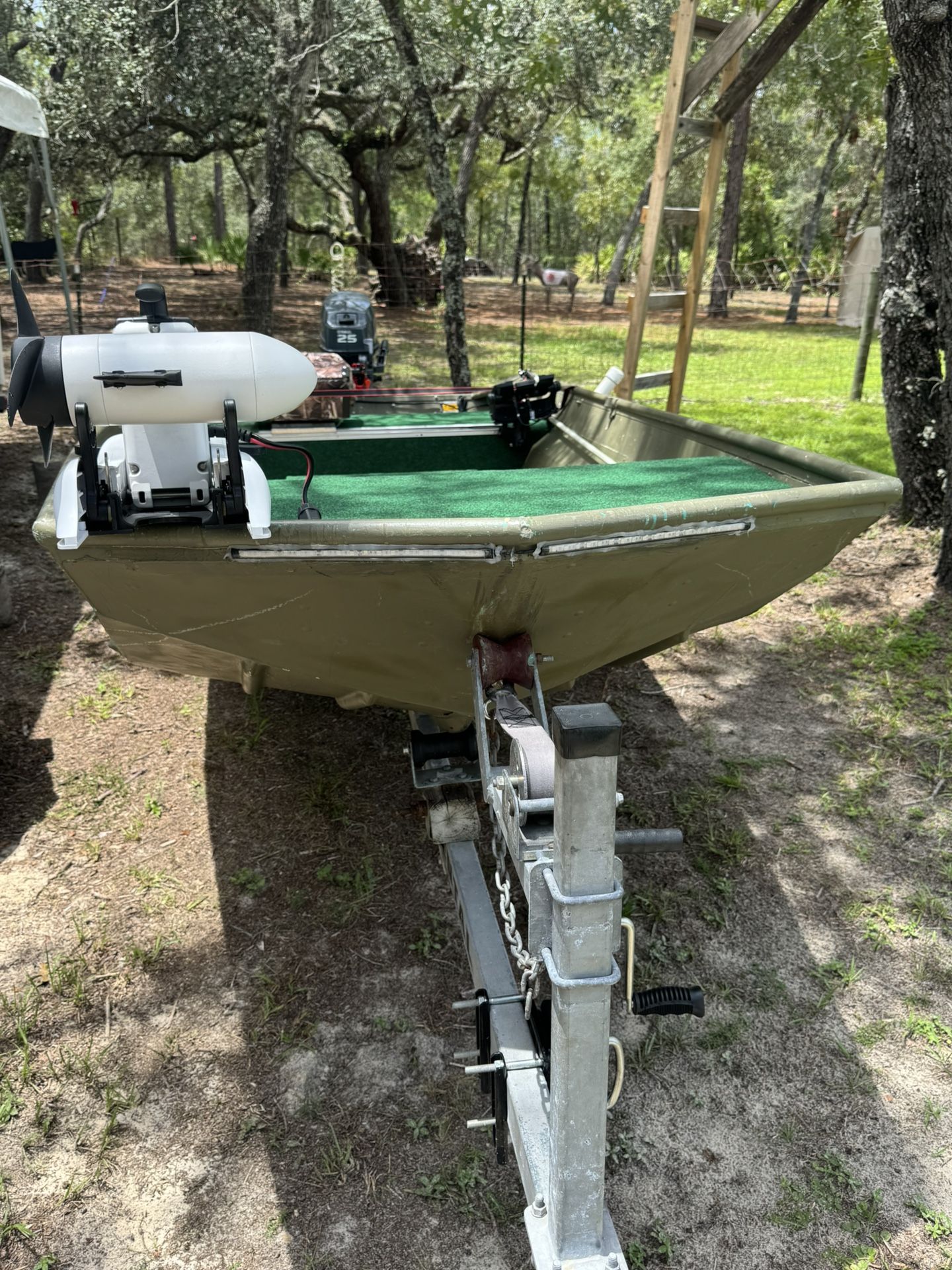 14’ Lowe John Boat
