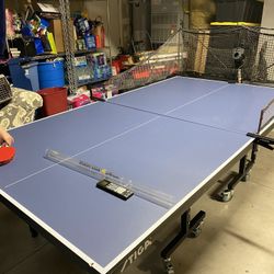 Stiga Ping pong Table,  SmartPong Robot, and Accessories