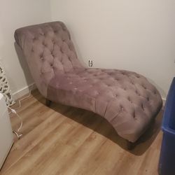 Brand New. Never Been Sat On Long Lounge Chair. 
