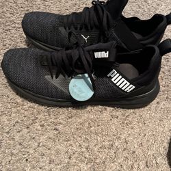 $40 Mens Pumas For Sale Size 13