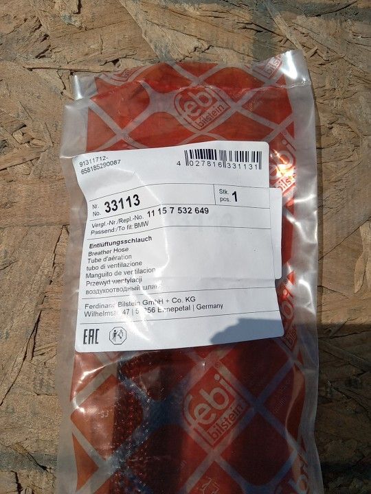 Crankcase Vent Hose FEBI BILSTEIN 11 15 7 532 649