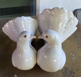 Lladro Porceain Doves