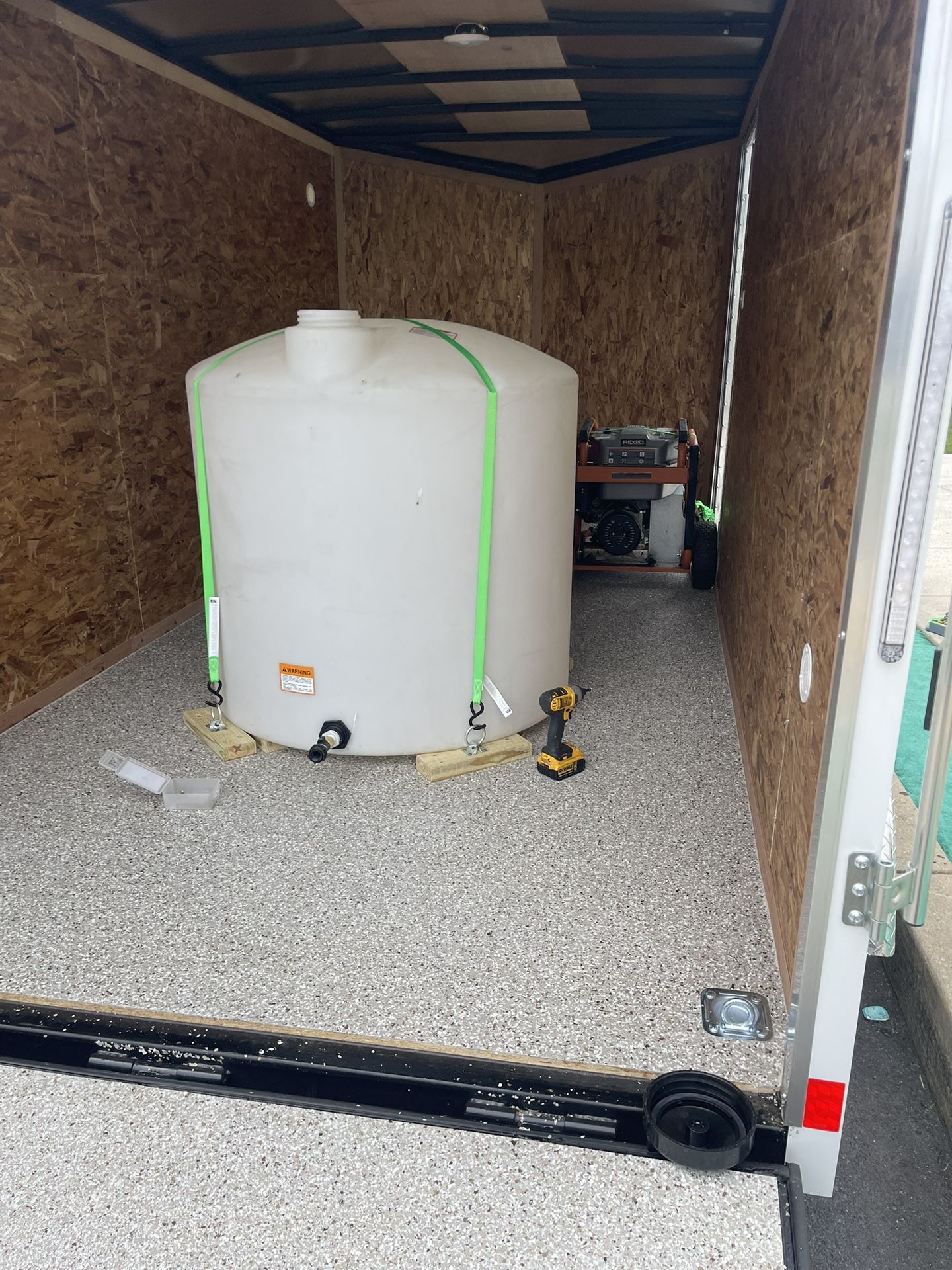 220 gallons liquid Tank