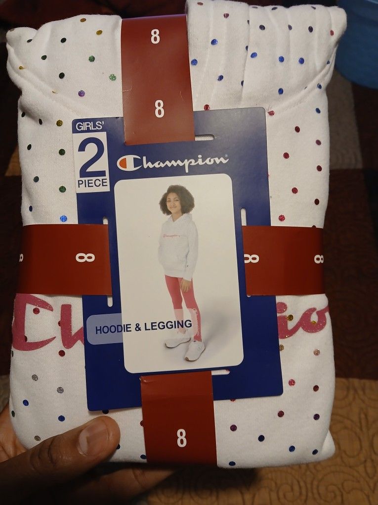 GIRLS SIZE 8 CHAMPION HOODIE AND JOGGER