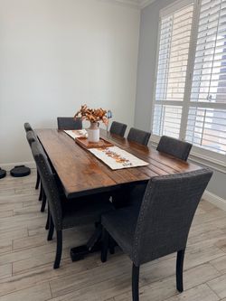 Dinning table