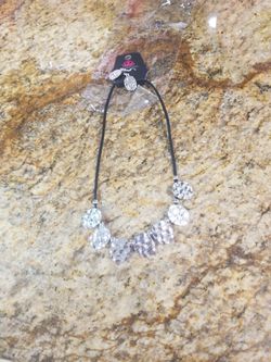 Paparazzi Necklace And Earrings 