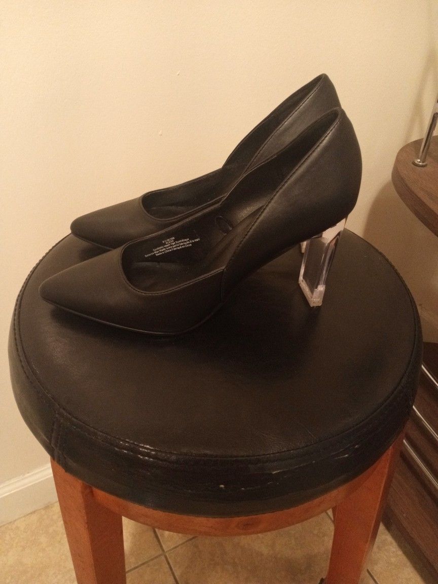 Black Shoes with Clear Heels