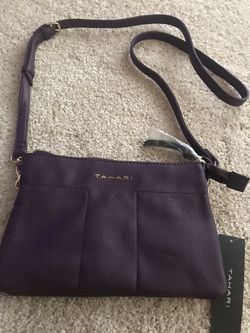 NEW Tahari Crossbody Purse for Sale in Federal Way WA OfferUp