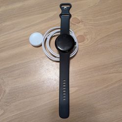Google Pixel Watch (Matte Black) - Like New