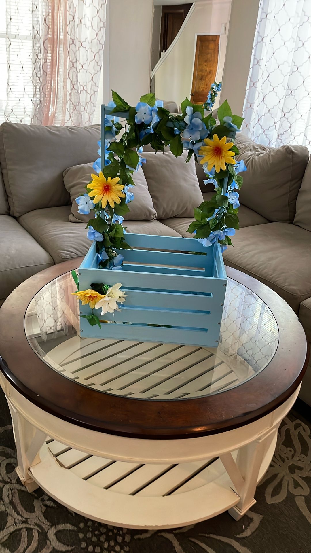 Baby shower crate