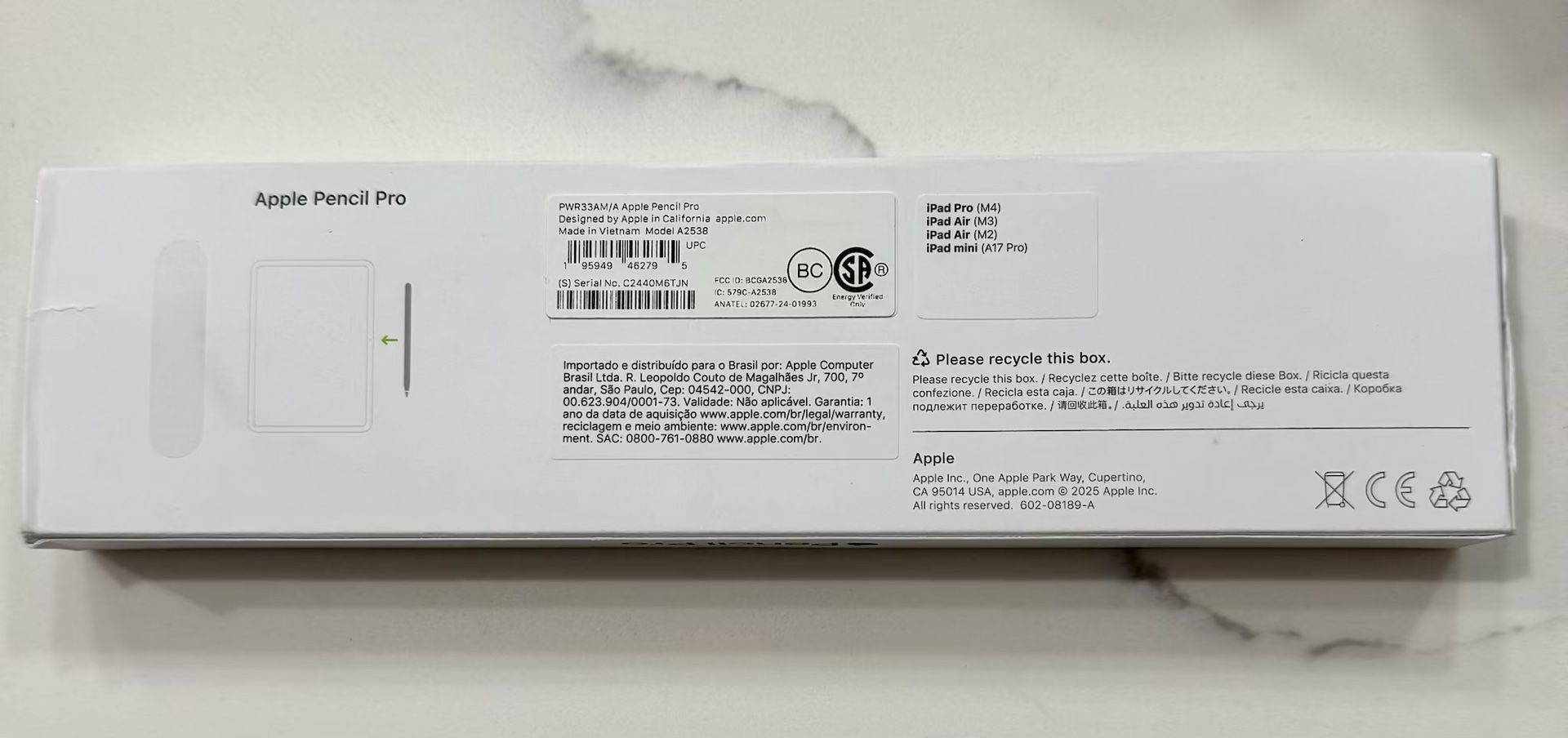 Apple Pencil Pro 箱入り I'm obsessed with the new Apple Pencil Pro packaging