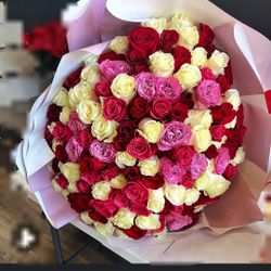 100 Rose Bouquet 