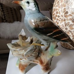 Vintage Porcelain Figurine Of Bird And Nest F.R. Lippert 