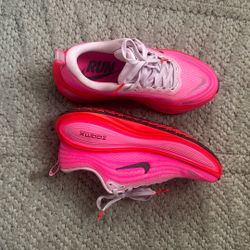 Nike Vomero Plus Running Shoes 