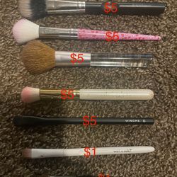 Make Up Brushes