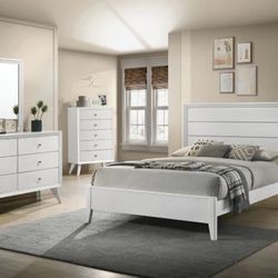 Queen Solid Wood Bedset