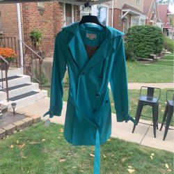 Michael Kors Size XS Short TrenchCoat Never Worn 