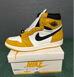 Air Jordan 1 Retro High OG Yellow Ochre Size 10