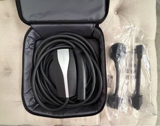 Tesla Gen 2 Mobile Connector Bundle – Gently Used – Complete w/ Case