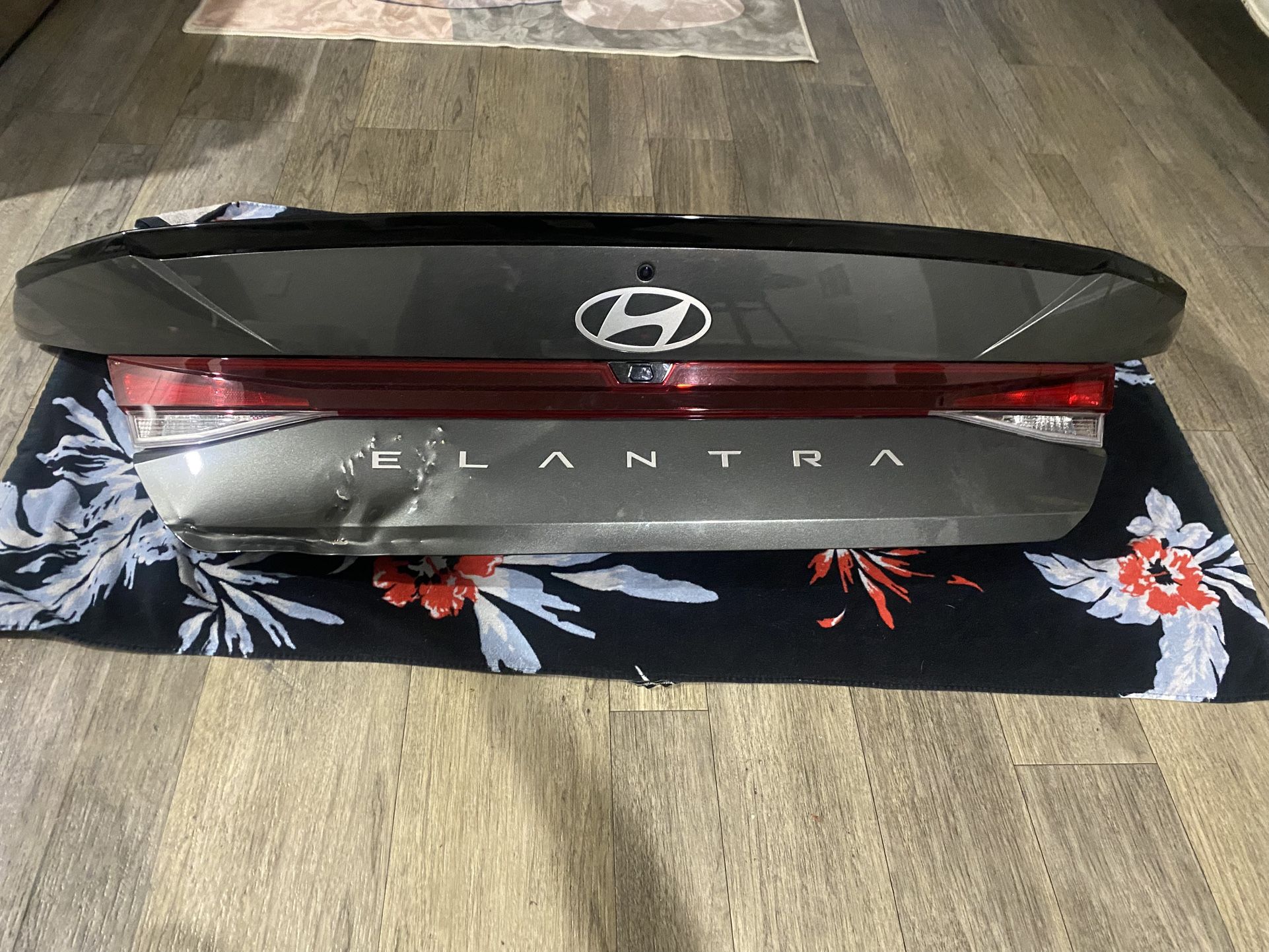 2025 Elantra Trunk Lid