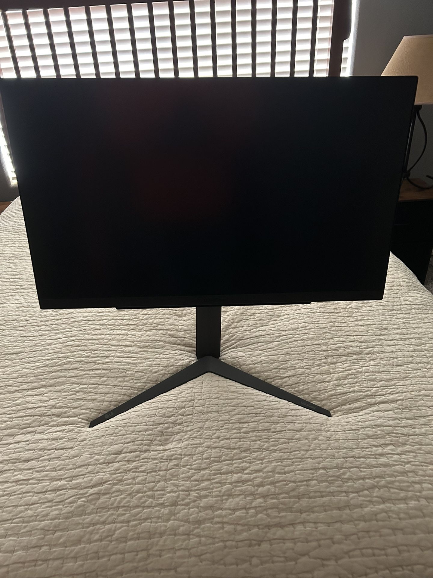 Ultra Gear Gaming Monitor