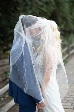 Veil With Pearls