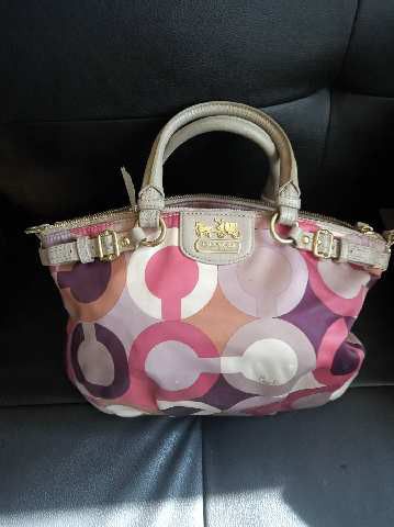 Vintage Classic Coach Purse! VERY NICE for Sale in Decatur, GA - OfferUp