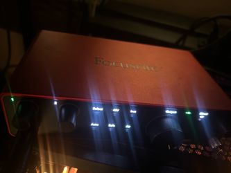 scarlet focusrite 2i2 gen 4