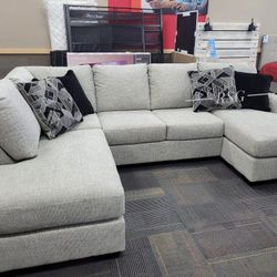 Beautiful Stunning Entertainment Sectional!