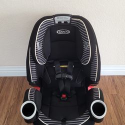 Like New Graco 4Ever DLX 4-in-1 Convertible Car Seat And Booster Seat ( Price Firm!)