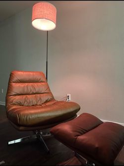 Mid century modern accent chair